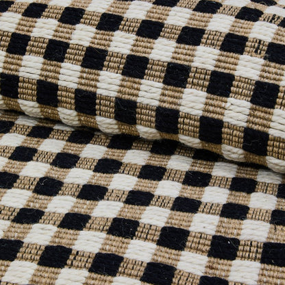 Natural, Black & White Checked 2' x 3' Rug