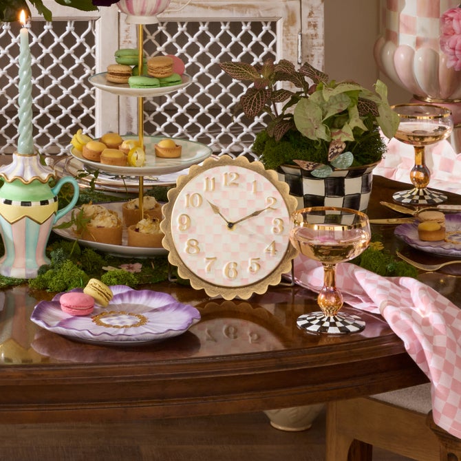 Rosy Check Scalloped Desk Clock